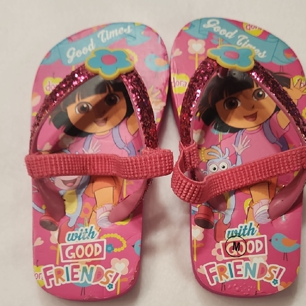 Pink Kids Sandals DORA FROM NICKLEORDEEAN
